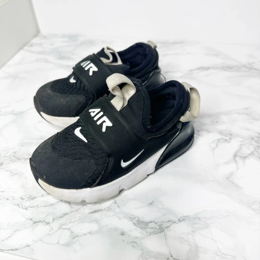 Nike Air Max 270 Extreme Kids 9C Black White Good Slip On Athletic Sneaker